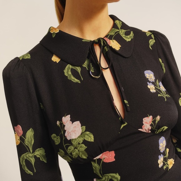 NEW Reformation Will Dressn in Night Bloom - Picture 3 of 8